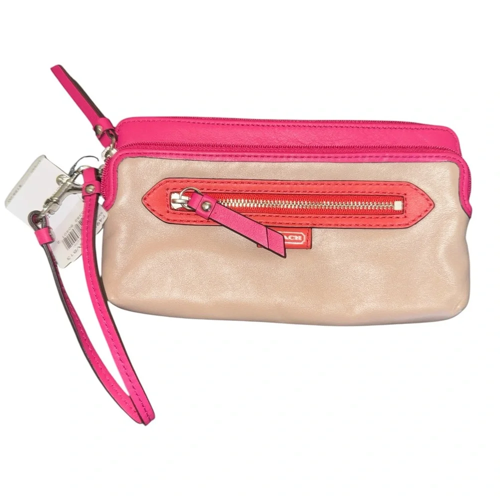 New w Tags NWT Coach Daisy Spectator Zip Wallet Wristlet tan pink coral leather - Picture 2 of 3